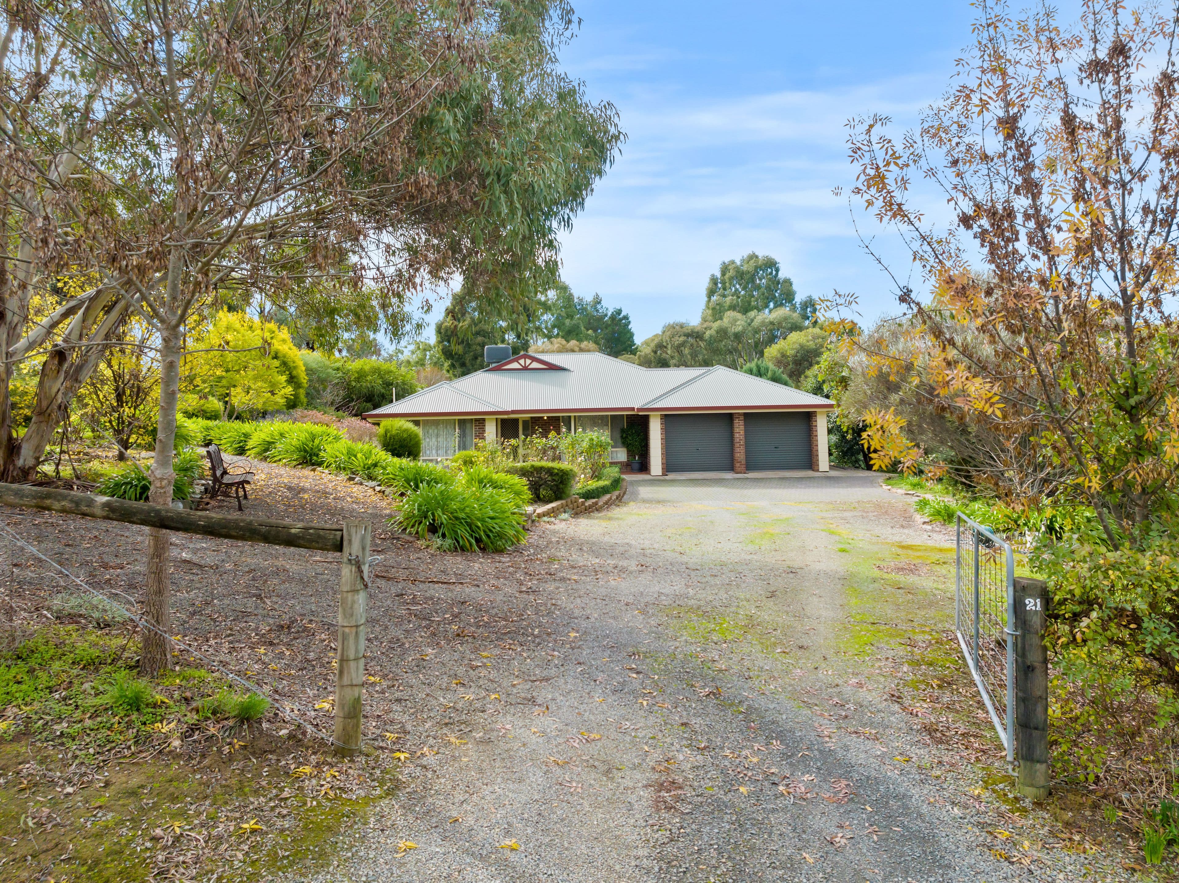 21 Jarman Crescent, Clare SA 5453, Clare - Image 1
