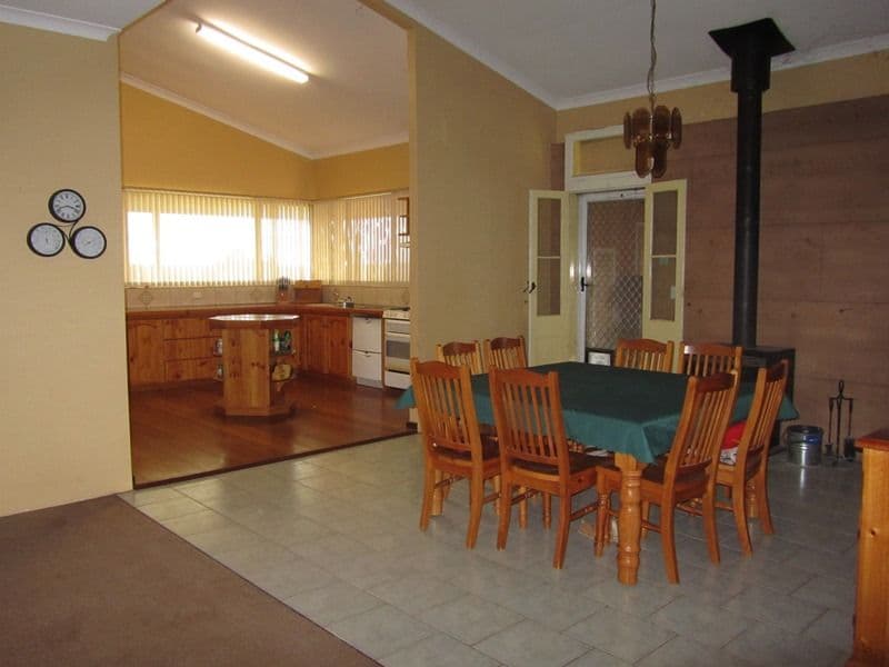 34 Glynn Road, GREENOUGH WA 6532, Greenough - Thumbnail 4