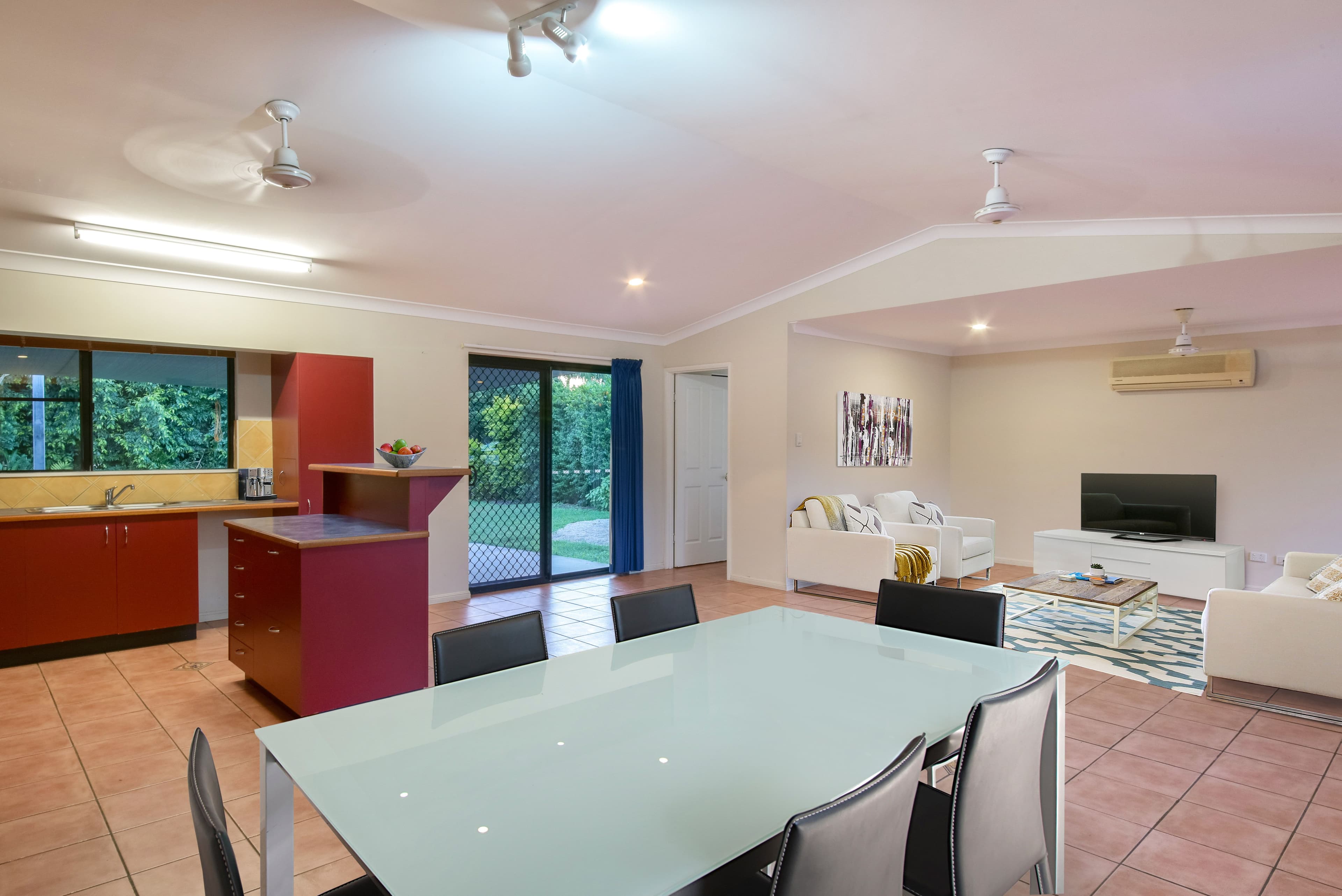 32 Valley Drive, Cannonvale QLD 4802, Cannonvale - Image 1