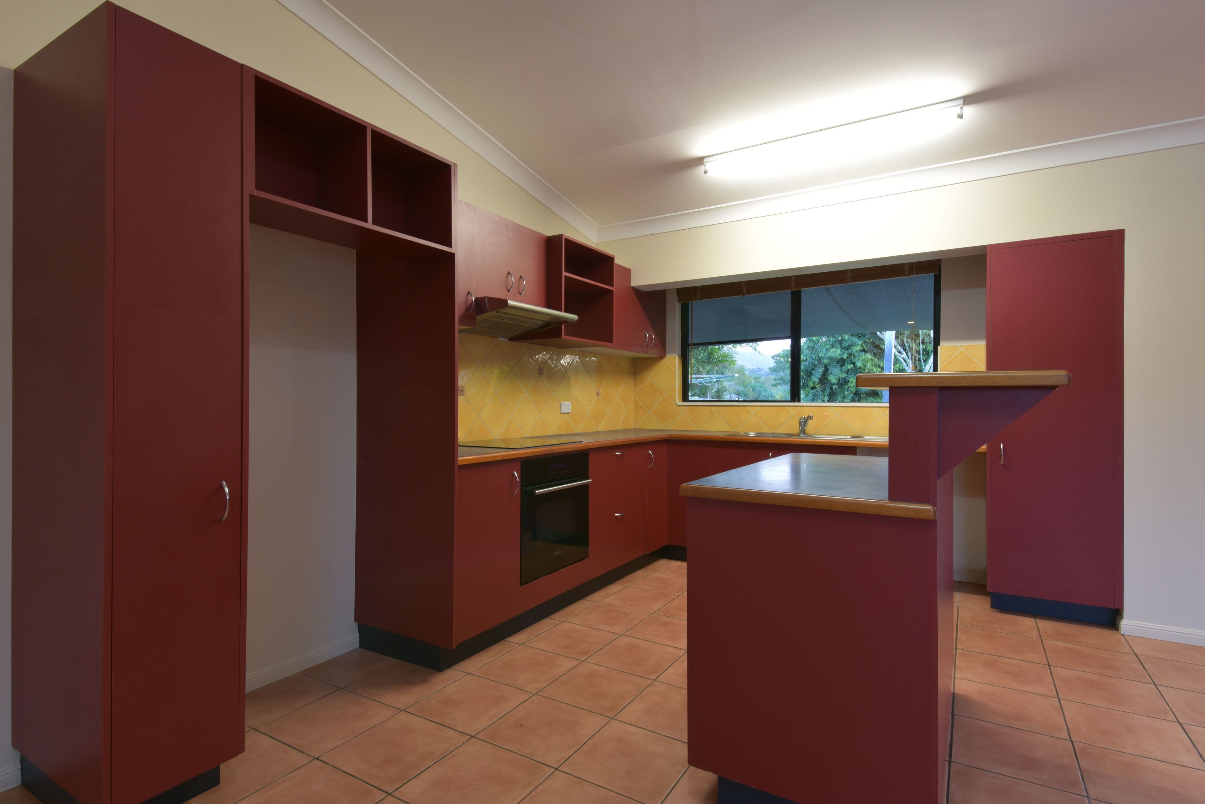 32 Valley Drive, Cannonvale QLD 4802, Cannonvale - Thumbnail 6