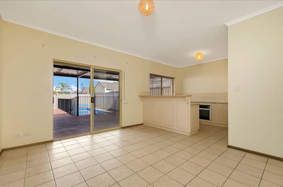 19 Knapman Crescent, Port Adelaide SA 5015, Port Adelaide - Thumbnail 4