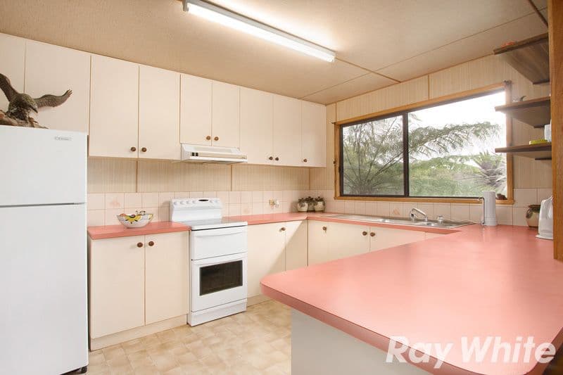 72 Manoora Road, Maryknoll VIC 3812, Maryknoll - Thumbnail 6