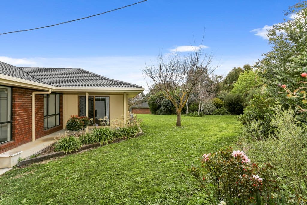 55 Bellmans Road, Bushfield VIC 3281, Bushfield - Thumbnail 5