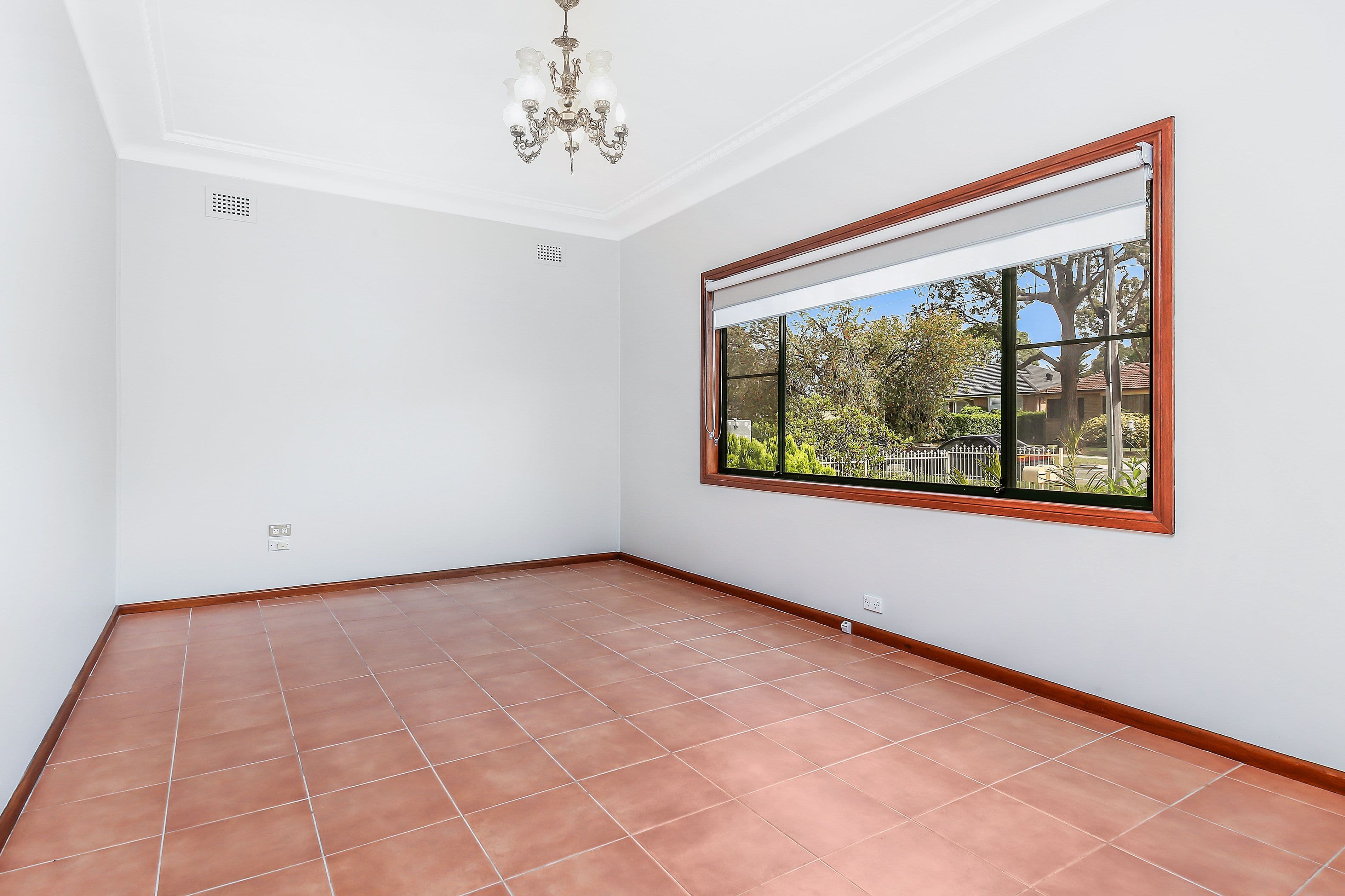 13 Haig Avenue, Georges Hall - Thumbnail 8
