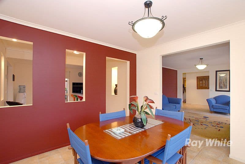 7 Lillee Close, WANTIRNA SOUTH VIC 3152, Wantirna South - Thumbnail 5