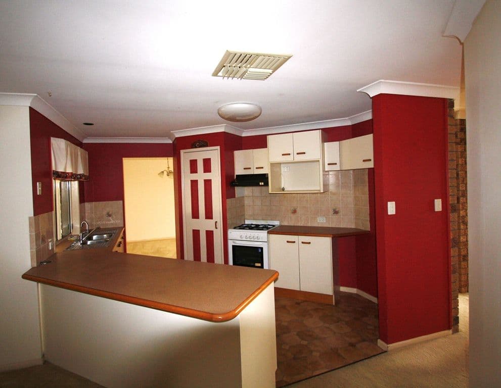 15 Lyons Crescent, Warwick QLD 4370, Warwick - Thumbnail 2