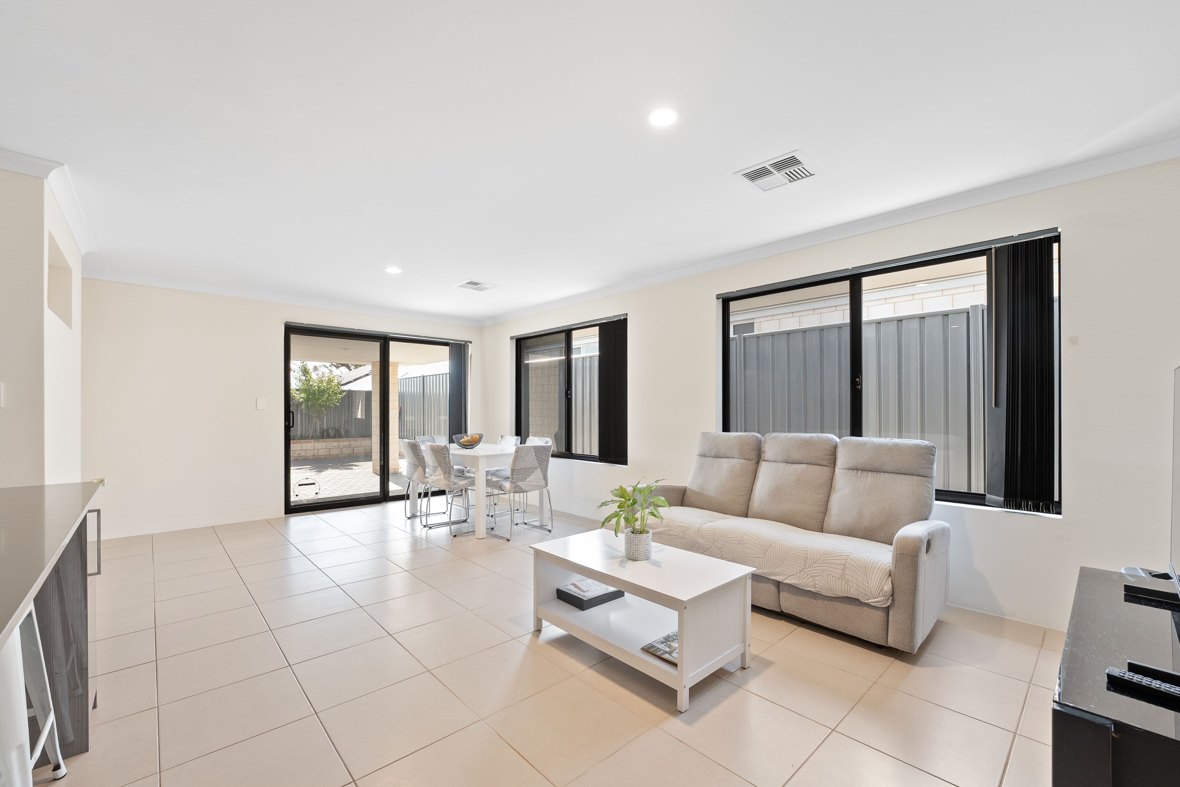 19 Chilvers Street, Baldivis WA 6171, Baldivis - Thumbnail 7