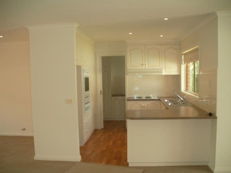 172 Thirteenth Street, MILDURA VIC 3500, Mildura - Thumbnail 4
