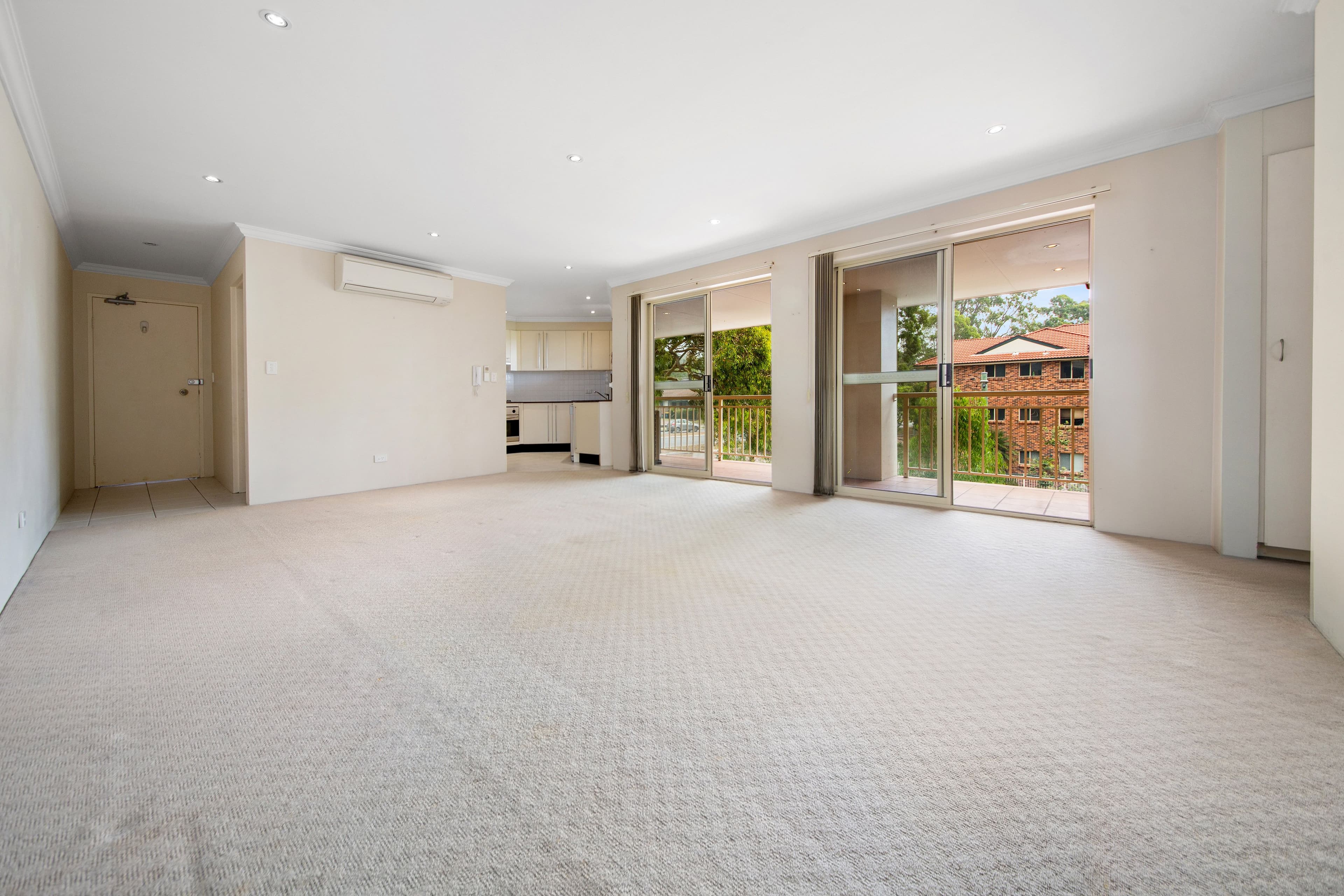 239 Kingsway, Caringbah NSW 2229, Caringbah - Thumbnail 3
