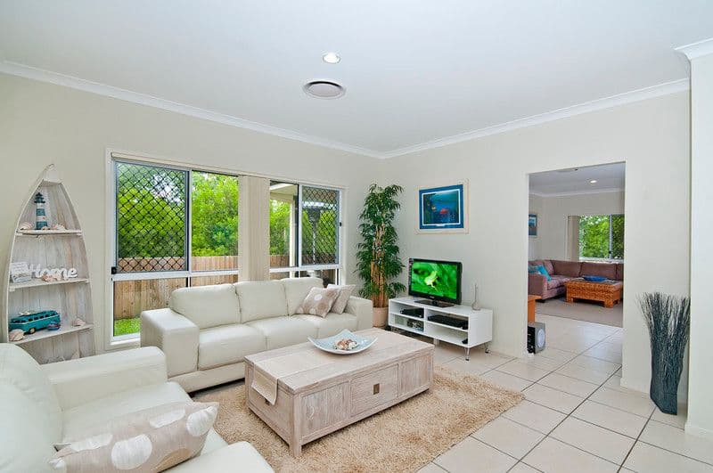 25 Antonson Crescent, MUDGEERABA QLD 4213, Mudgeeraba - Thumbnail 3