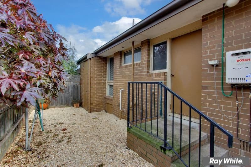 18 Lucerne Avenue, MORNINGTON VIC 3931, Mornington - Thumbnail 4
