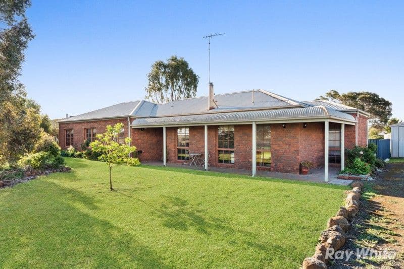 136 Charlton Road, Bannockburn VIC 3331, Bannockburn - Thumbnail 2