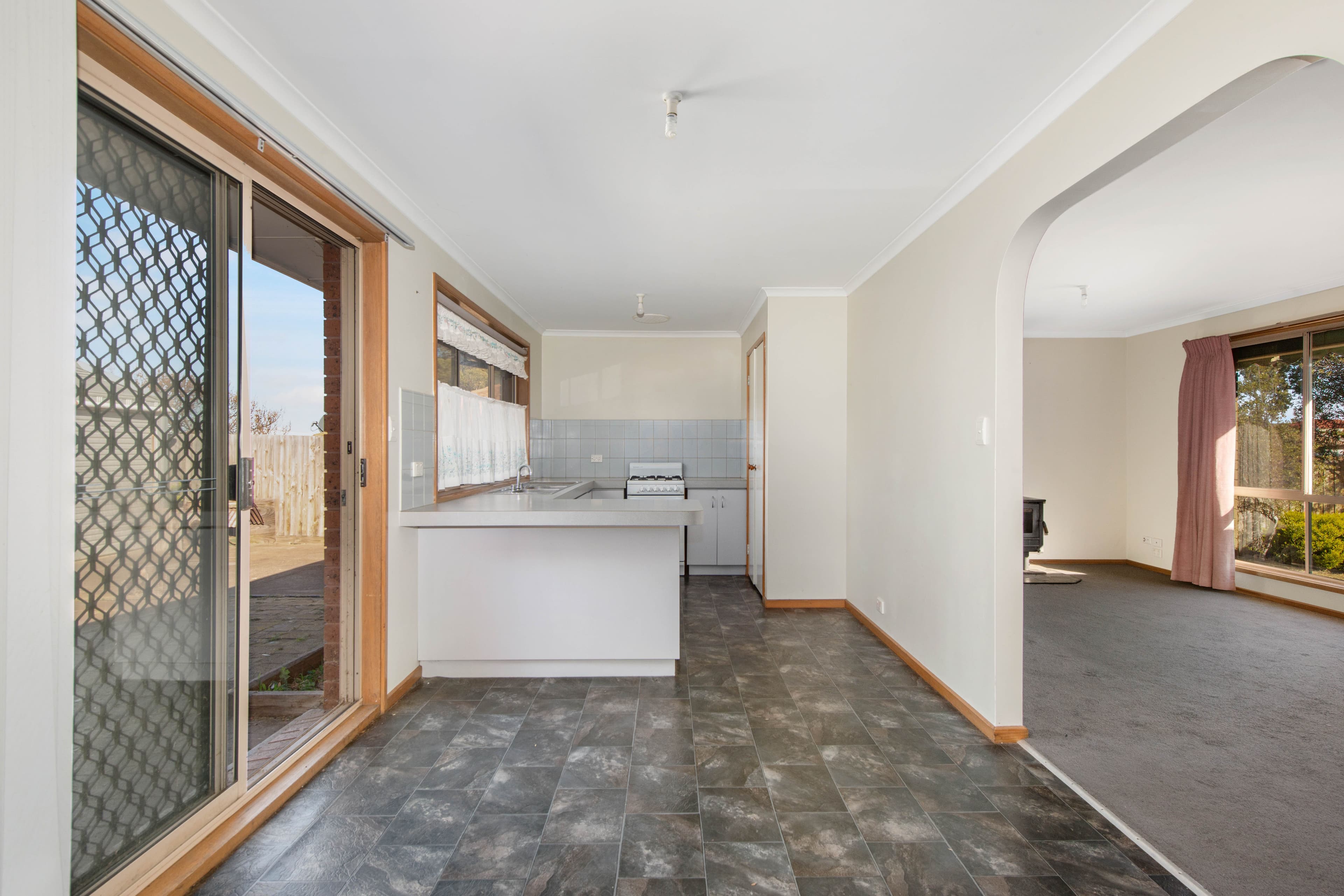 37 Underbank Boulevard, Bacchus Marsh VIC 3340, Bacchus Marsh - Thumbnail 6