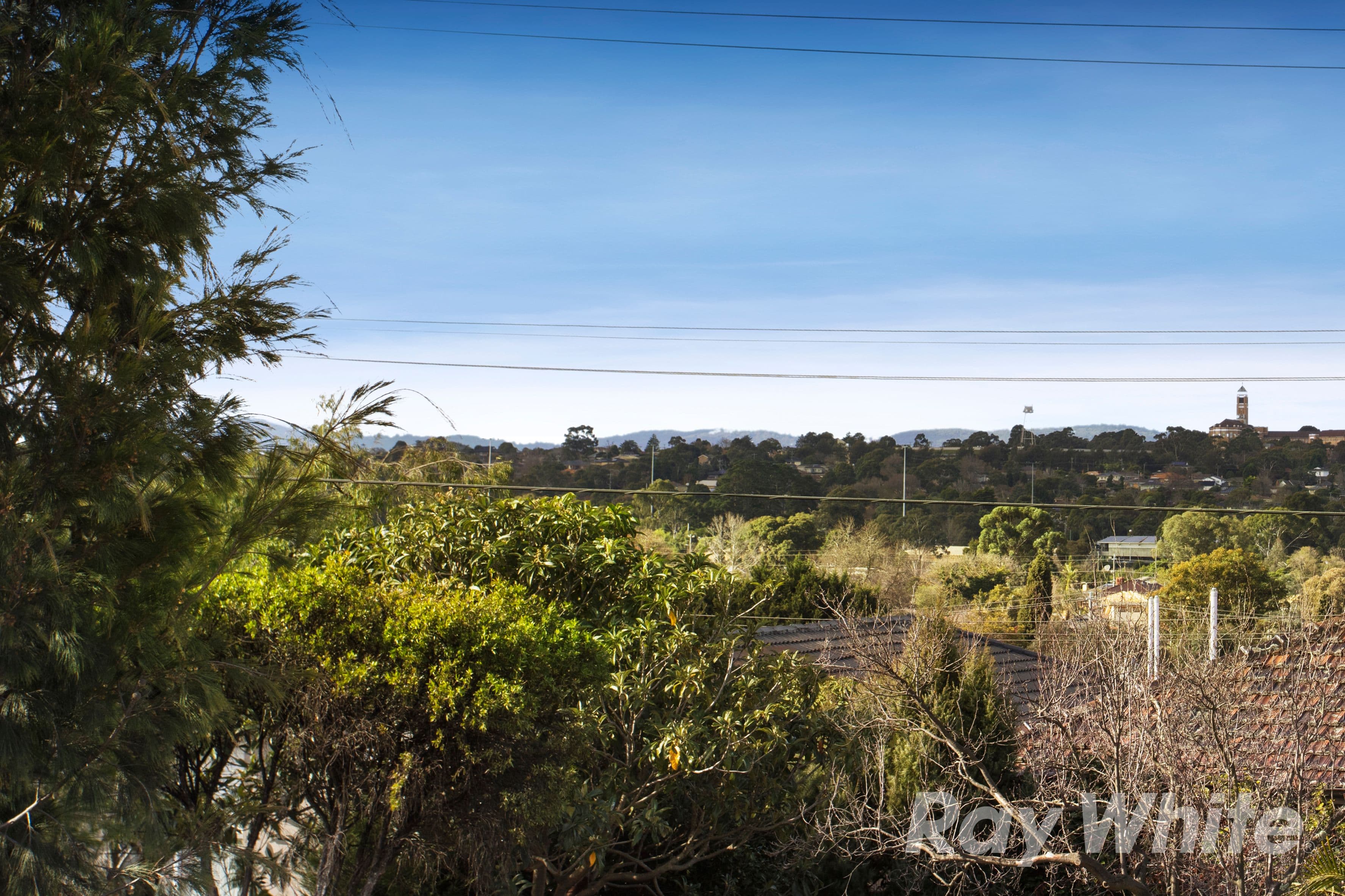 45 Saladin Avenue, Glen Waverley VIC 3150, Glen Waverley - Thumbnail 2