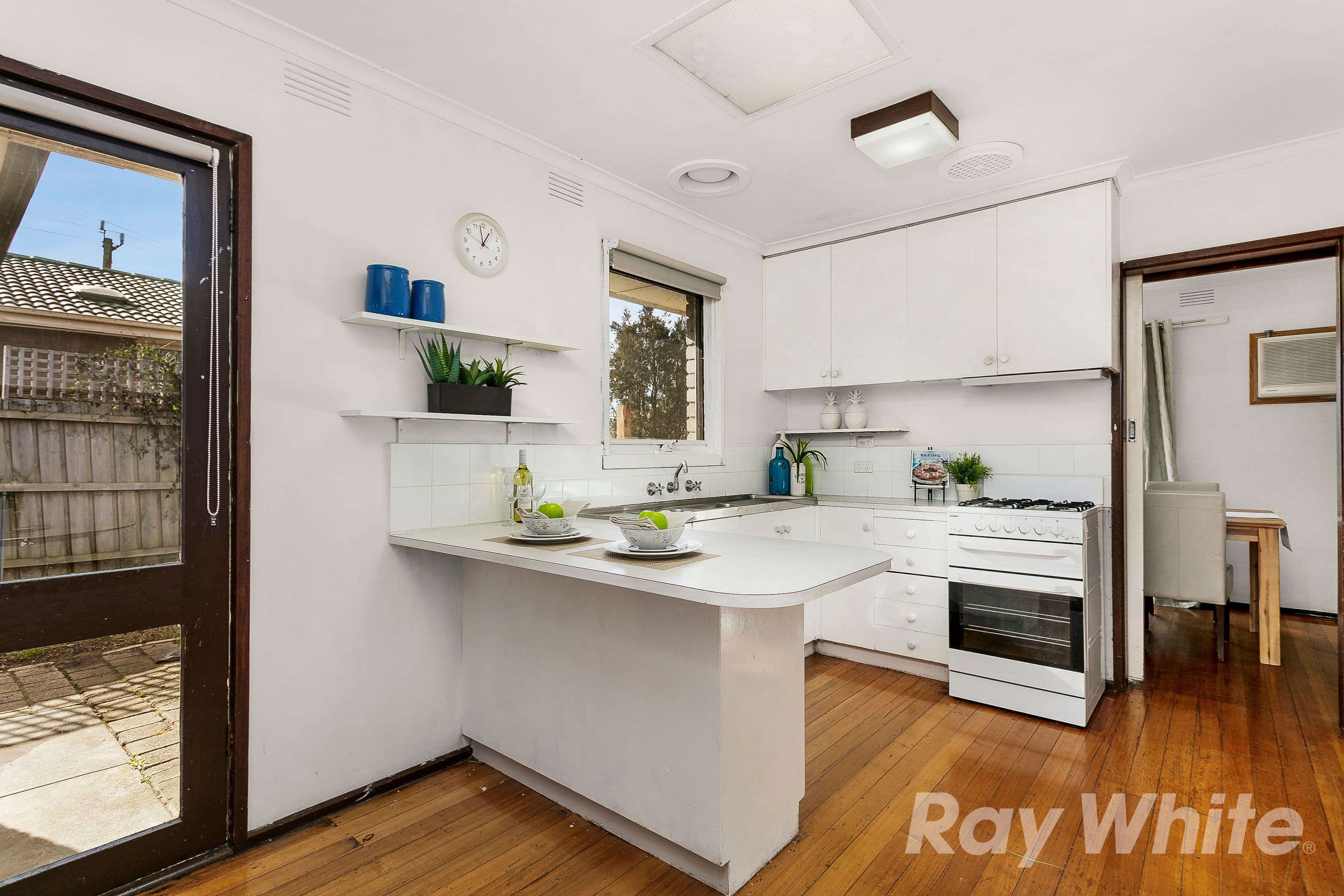 45 Saladin Avenue, Glen Waverley VIC 3150, Glen Waverley - Thumbnail 3