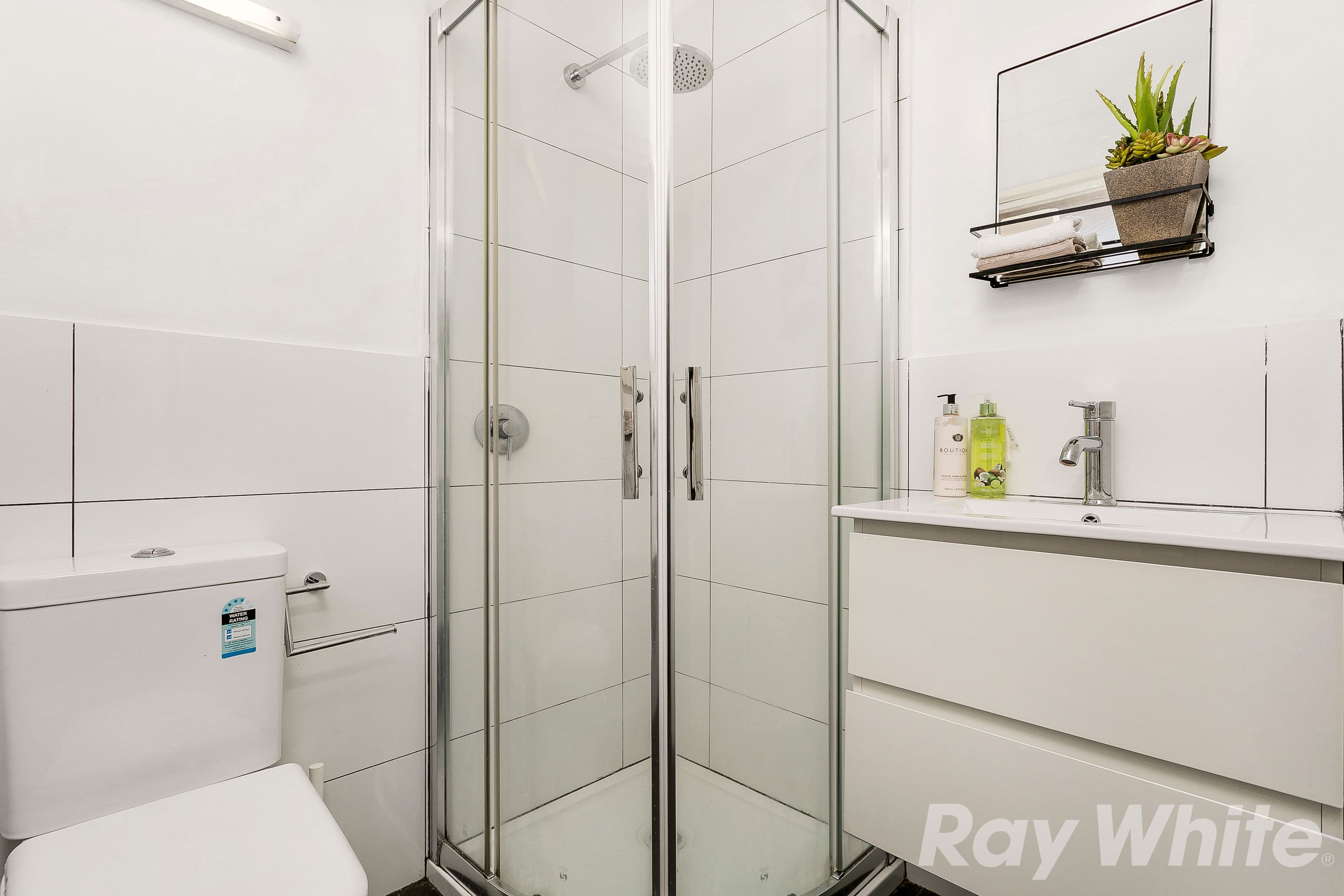 45 Saladin Avenue, Glen Waverley VIC 3150, Glen Waverley - Thumbnail 7