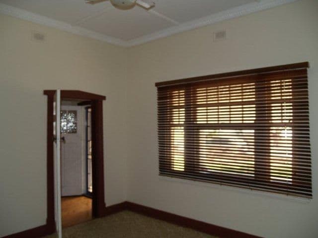 27 Peake Terrace, WAIKERIE SA 5330, Waikerie - Thumbnail 4