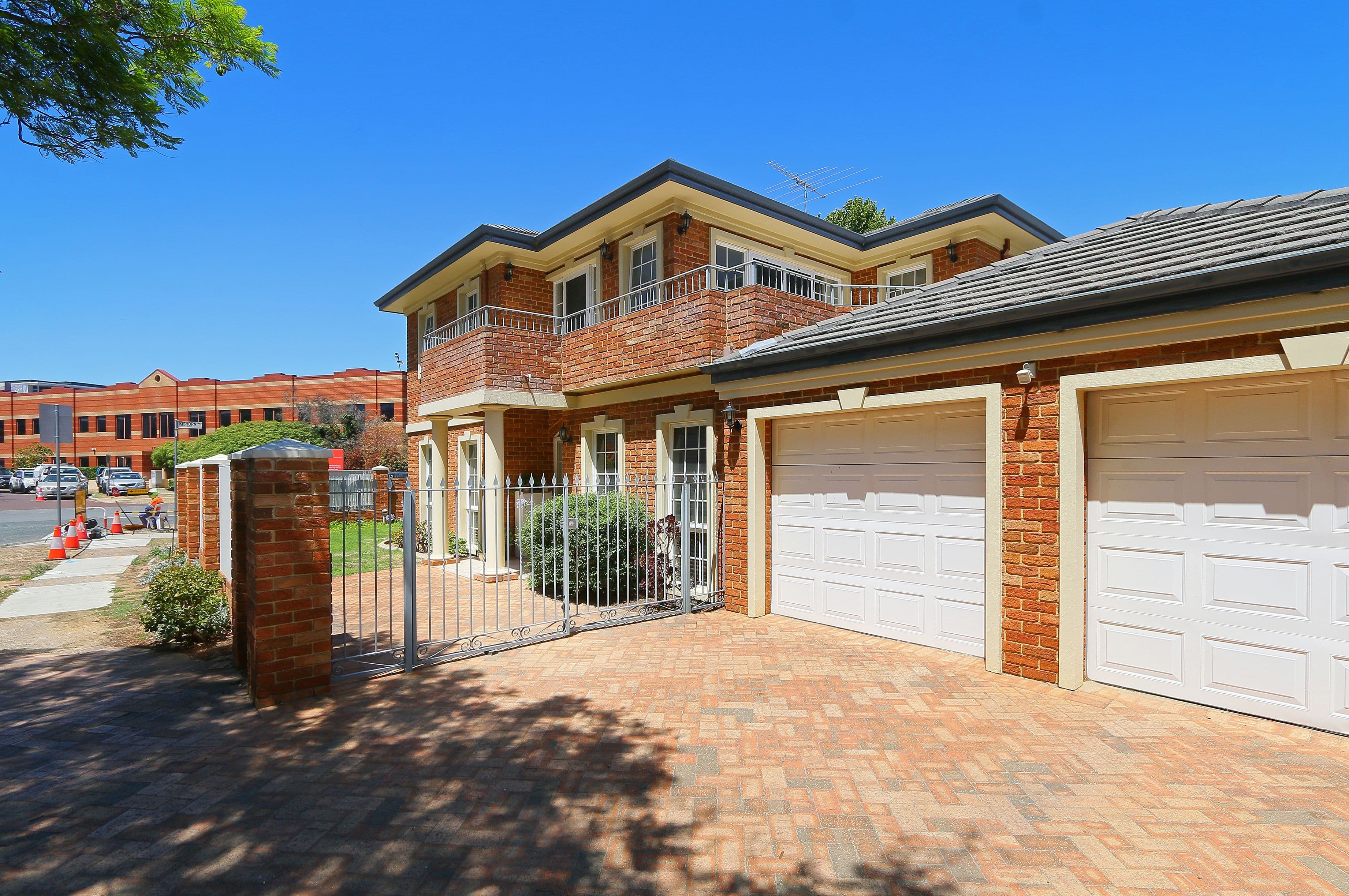 9 Forbes Road, Applecross WA 6153, Applecross - Thumbnail 2