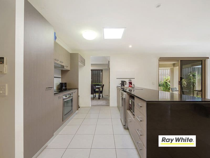 11 Raynuha Court, ORMEAU QLD 4208, Ormeau - Thumbnail 4
