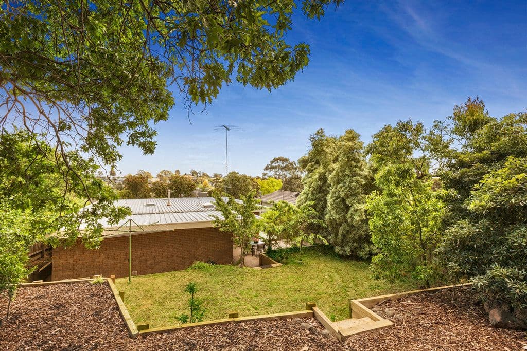 2 Stradmore Avenue, Templestowe VIC 3106, Templestowe - Thumbnail 8