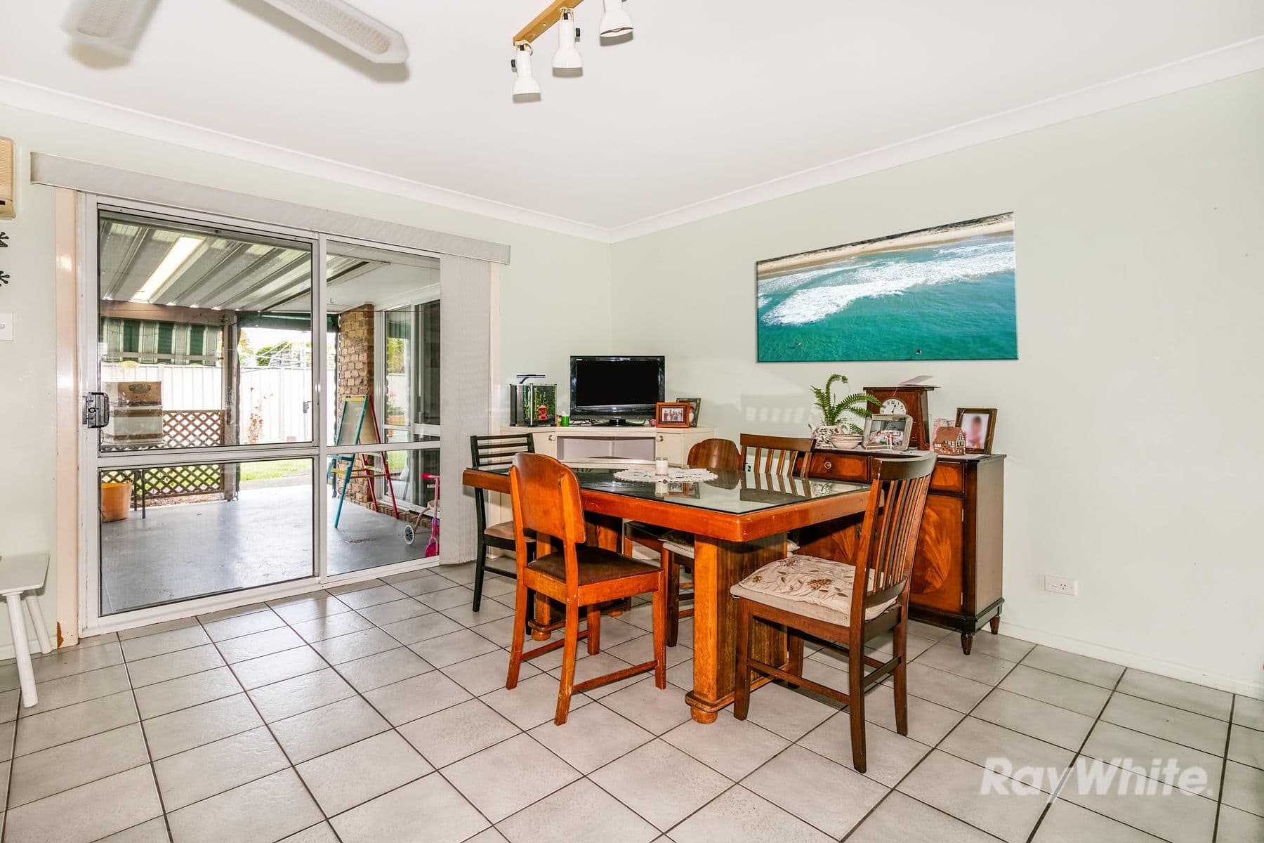 21 Robert Stanley Drive, Mount Warren Park QLD 4207, Mount Warren Park - Thumbnail 3