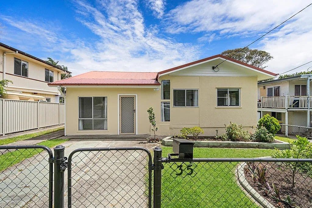 35 Alice Street, Clontarf QLD 4019, Clontarf - Thumbnail 2