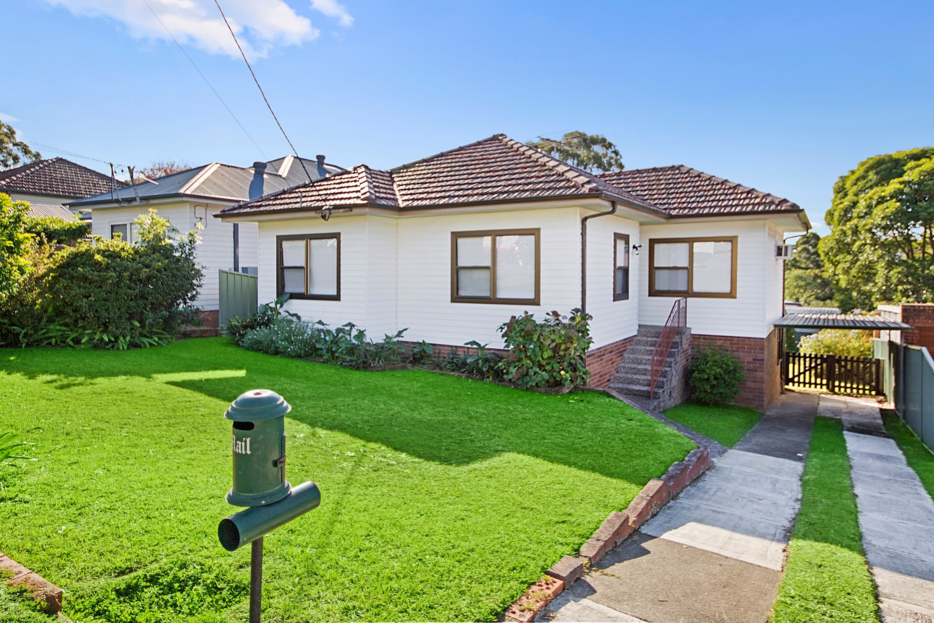 17 Sixth Avenue, Jannali - Image 1