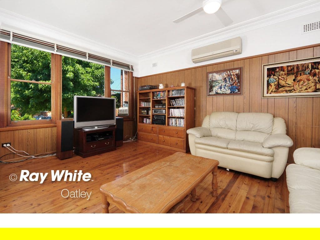 39 Carrington Avenue, Mortdale NSW 2223, Mortdale - Thumbnail 2