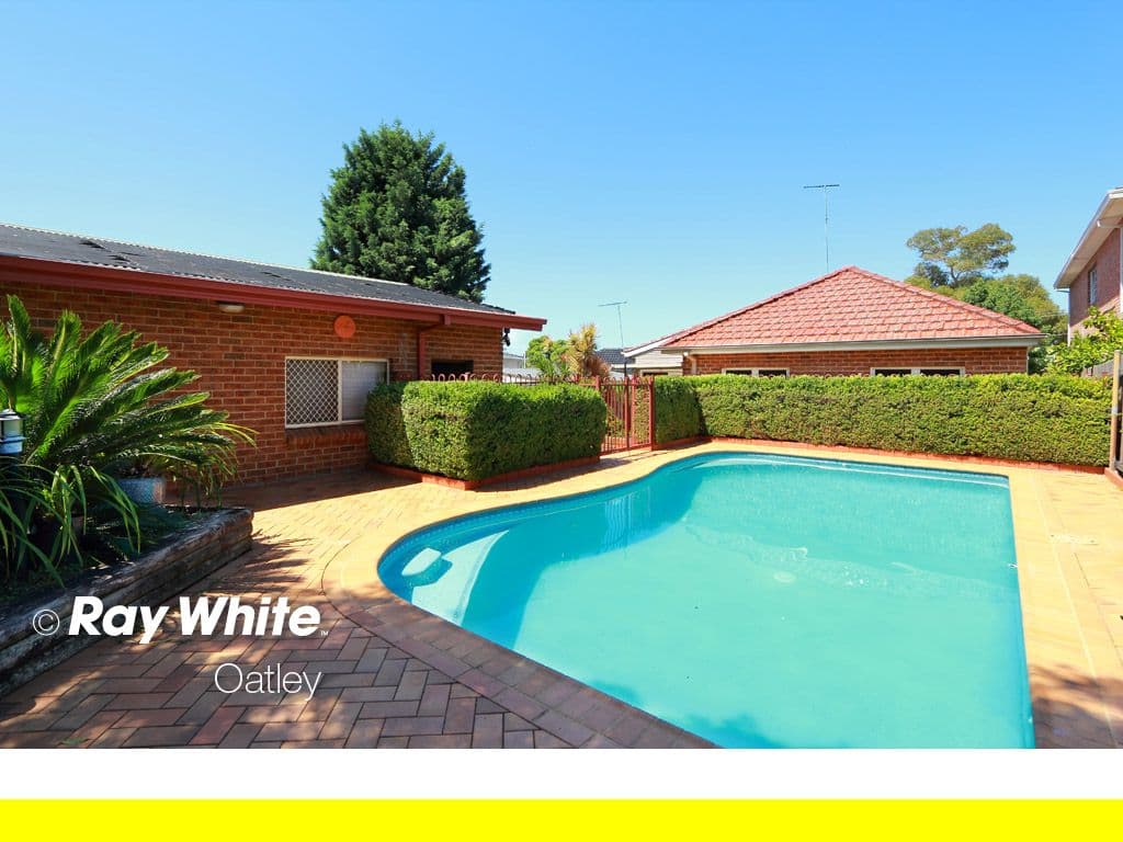39 Carrington Avenue, Mortdale NSW 2223, Mortdale - Thumbnail 7