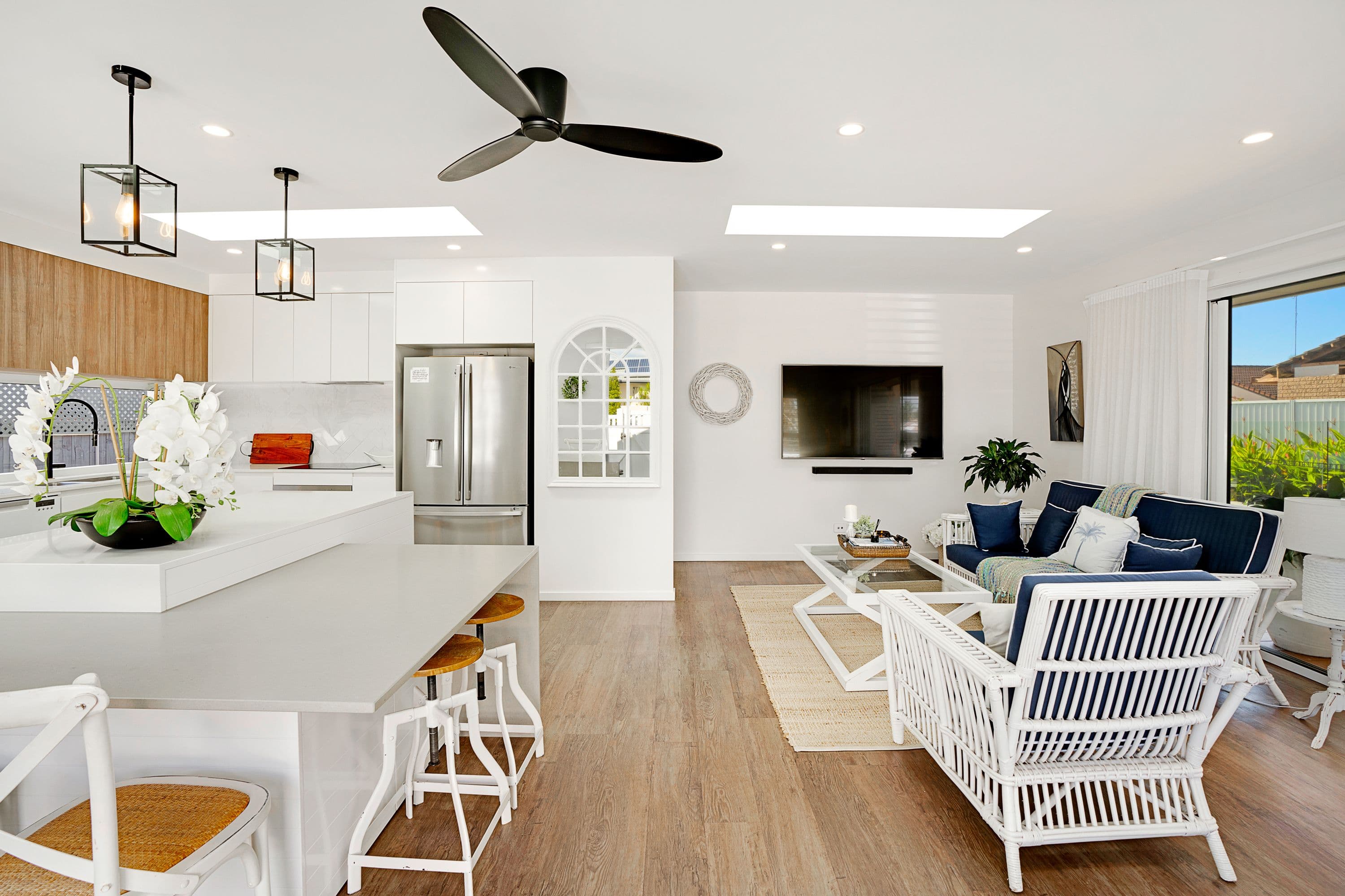 11 Auk Avenue, Burleigh Waters QLD 4220, Burleigh Waters - Thumbnail 2