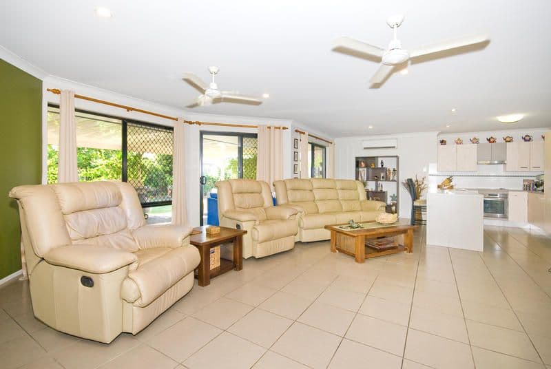 52 Mapelton Circuit, PARKINSON QLD 4115, Parkinson - Thumbnail 2
