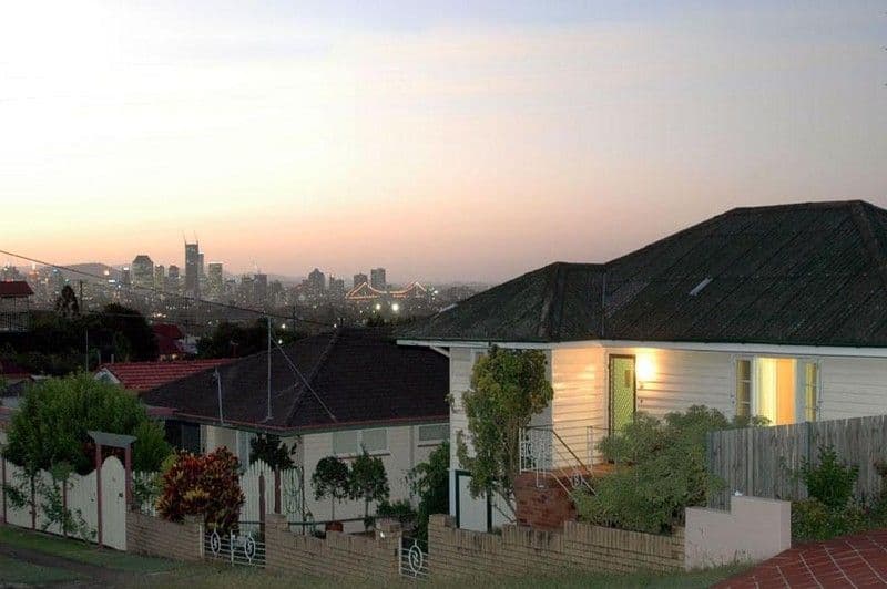 86 Newman Avenue, CAMP HILL QLD 4152, Camp Hill - Thumbnail 2