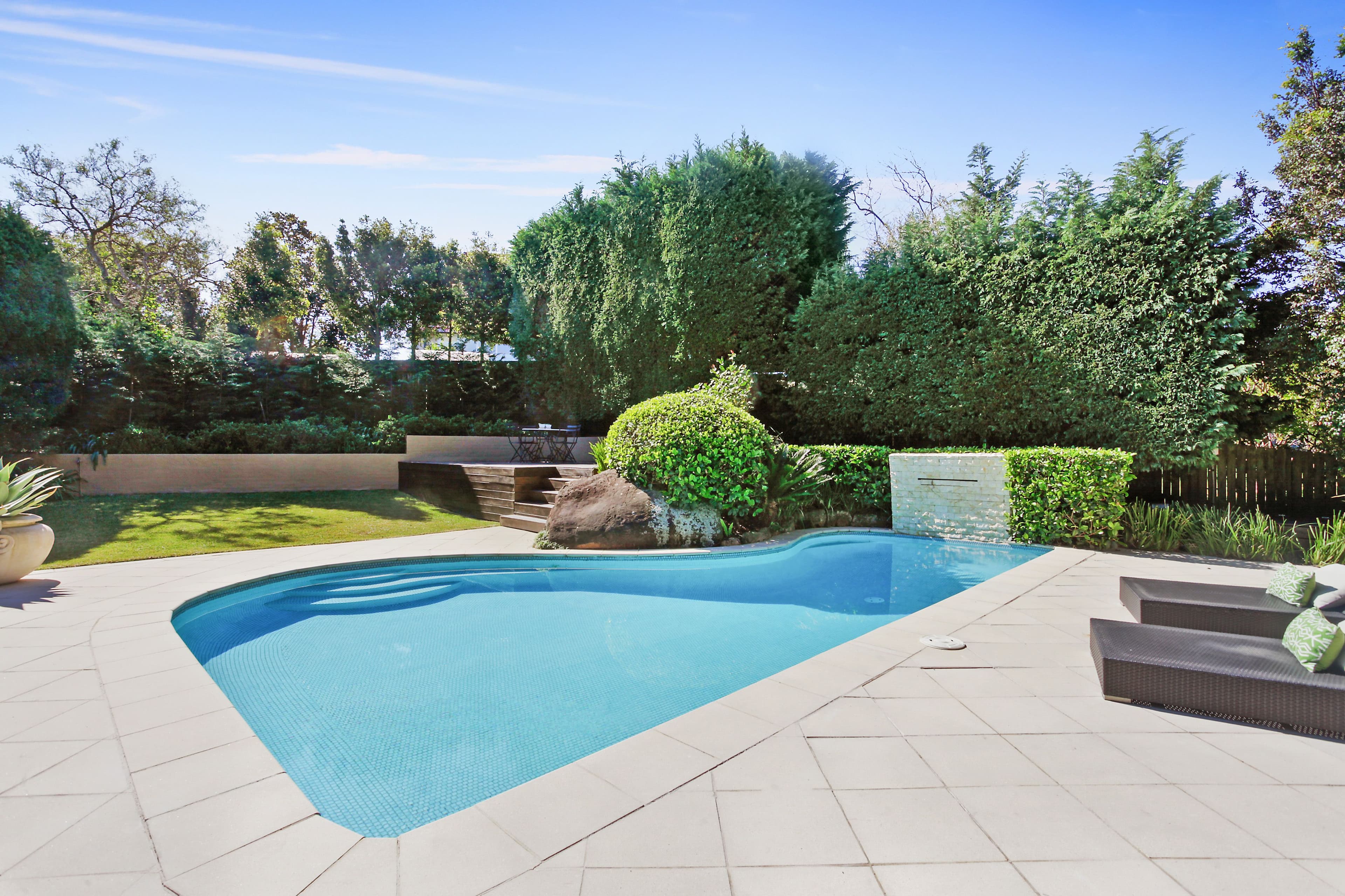 6 Glenwood Road, Narre Warren North - Thumbnail 2