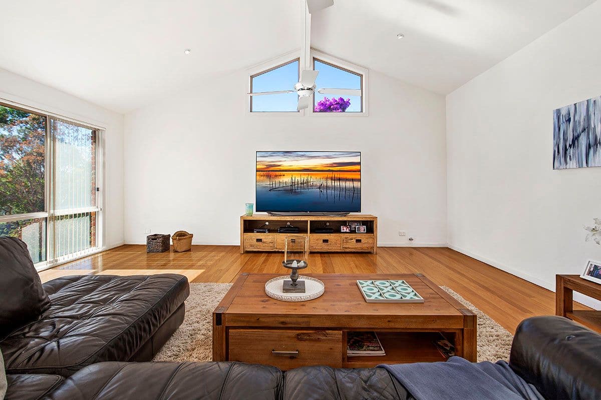 31 Thomas Mitchell Drive, Barden Ridge - Thumbnail 2