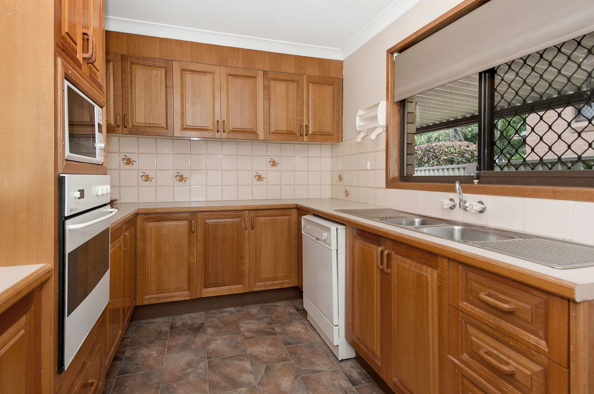 79 Mount Warren Boulevard, Mount Warren Park QLD 4207, Mount Warren Park - Thumbnail 7
