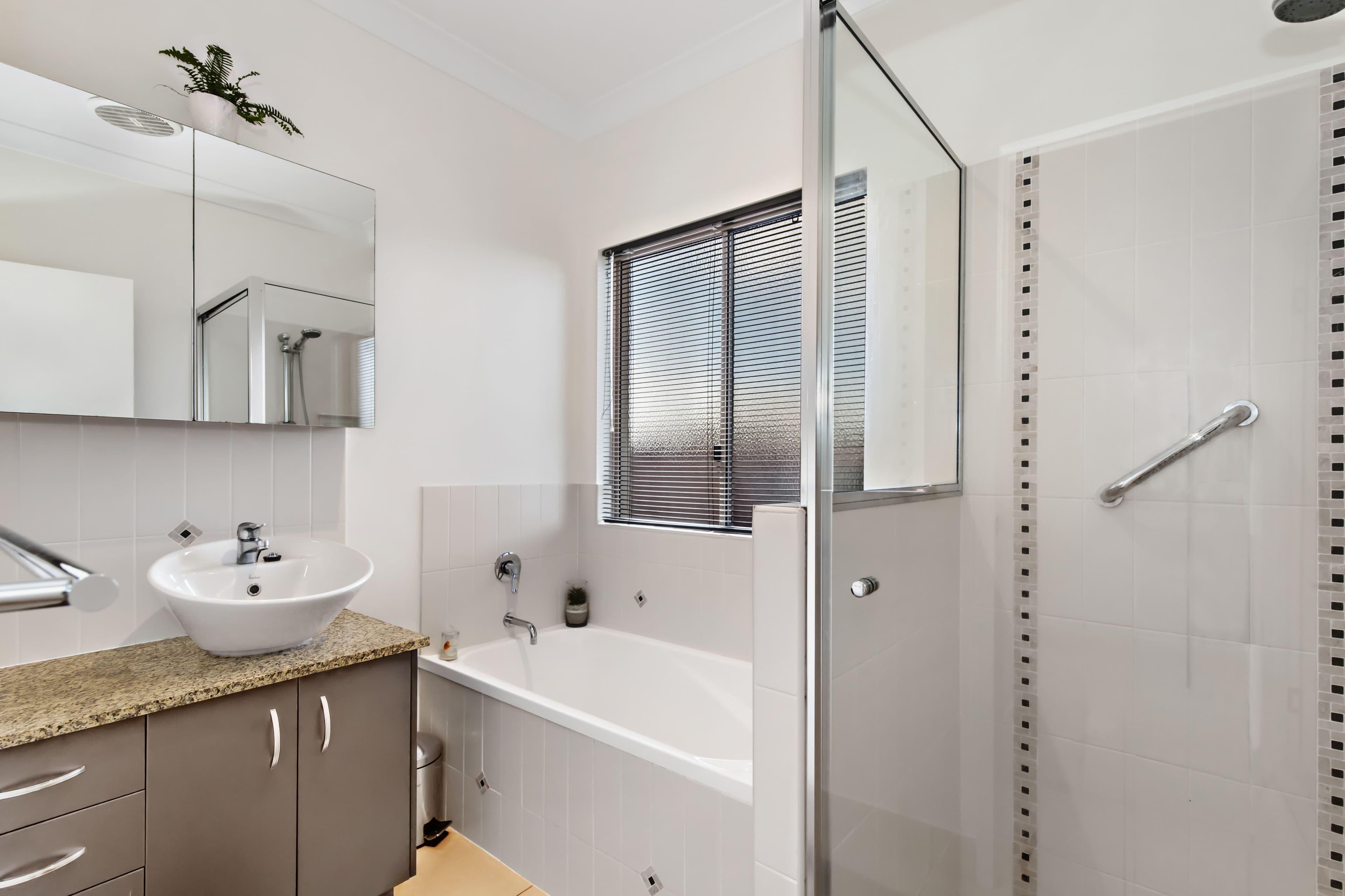 27 Park Lane, Kirwan QLD 4817, Kirwan - Thumbnail 8
