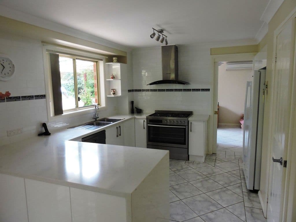 12 Tom Close, Lisarow NSW 2250, Lisarow - Thumbnail 2