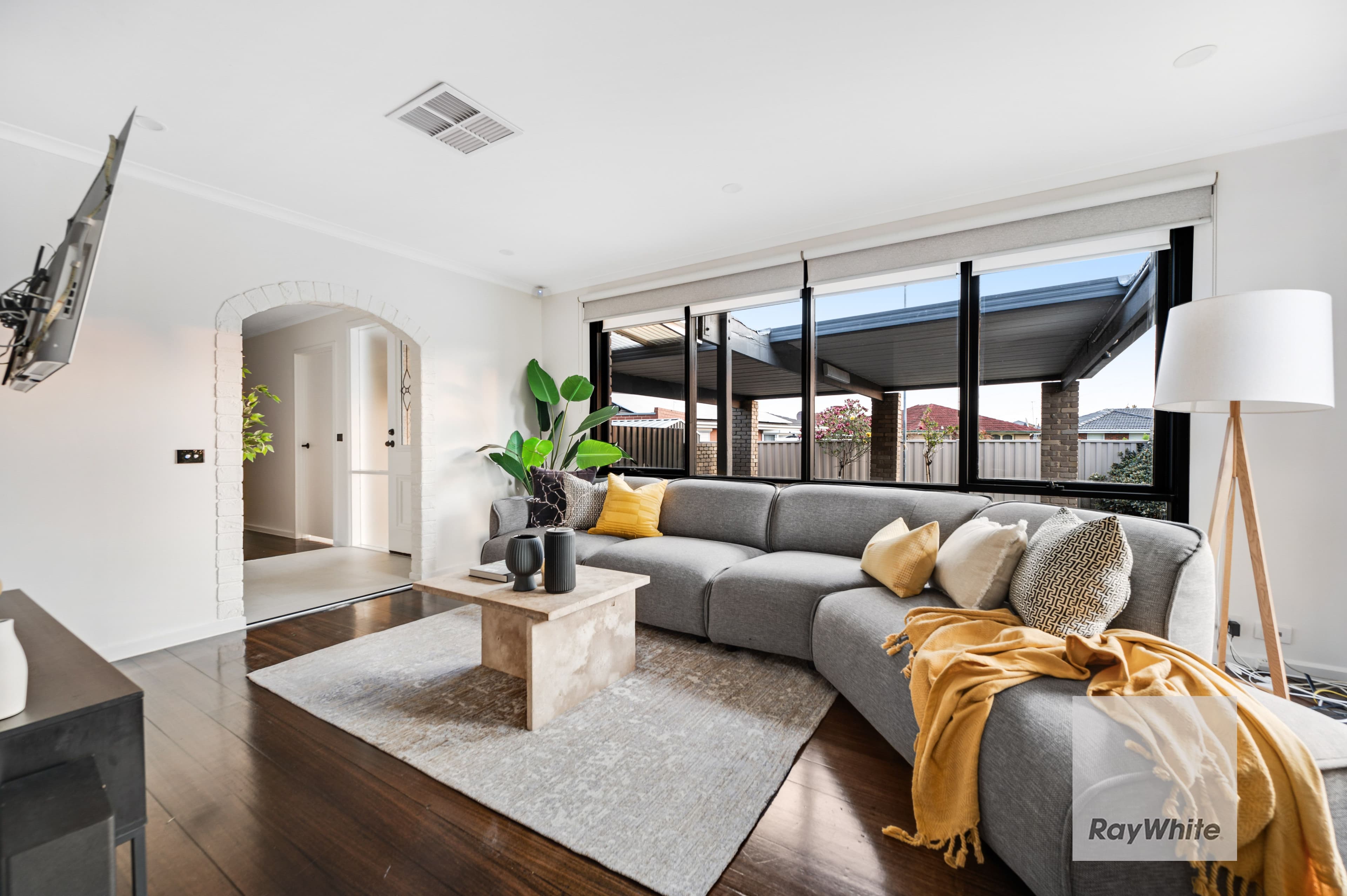 5 Leura Court, Gladstone Park VIC 3043, Gladstone Park - Thumbnail 5