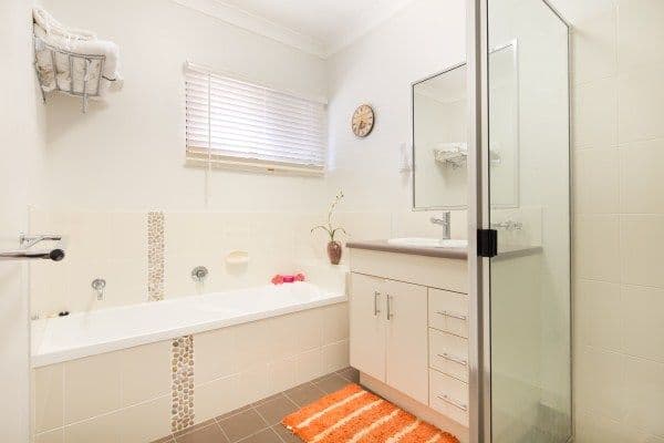 70 Springbrook Parade, IDALIA QLD 4811, Idalia - Thumbnail 3