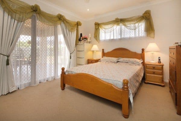 70 Springbrook Parade, IDALIA QLD 4811, Idalia - Thumbnail 4