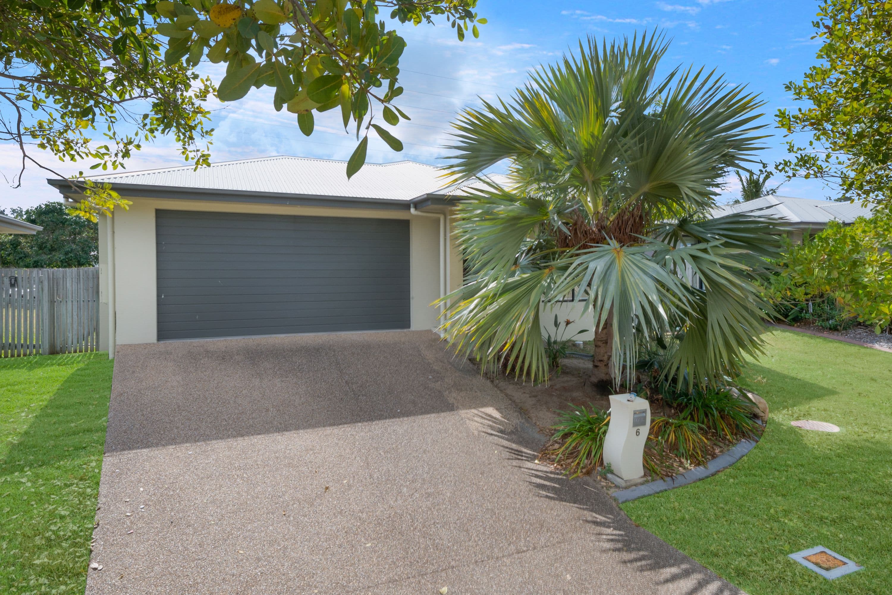 6 Ellsworth Drive, Mount Louisa QLD 4814, Mount Louisa - Image 1