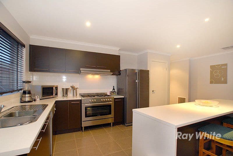 69 Breens Road, CRANBOURNE VIC 3977, Cranbourne West - Thumbnail 2