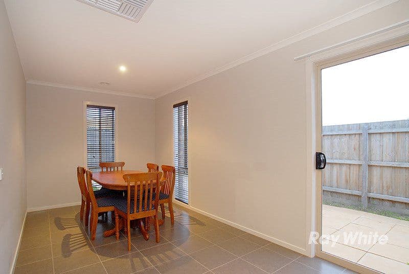 69 Breens Road, CRANBOURNE VIC 3977, Cranbourne West - Thumbnail 4