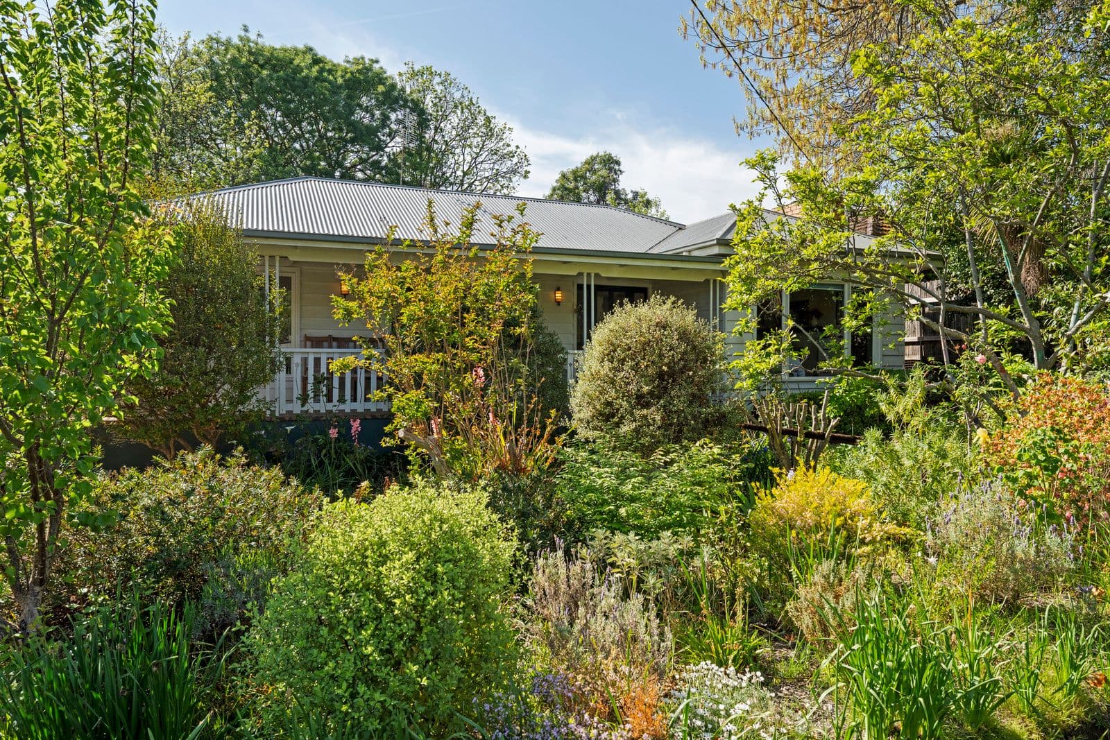 8 Oasis Drive, Shorewell Park, Shorewell Park - Image 1