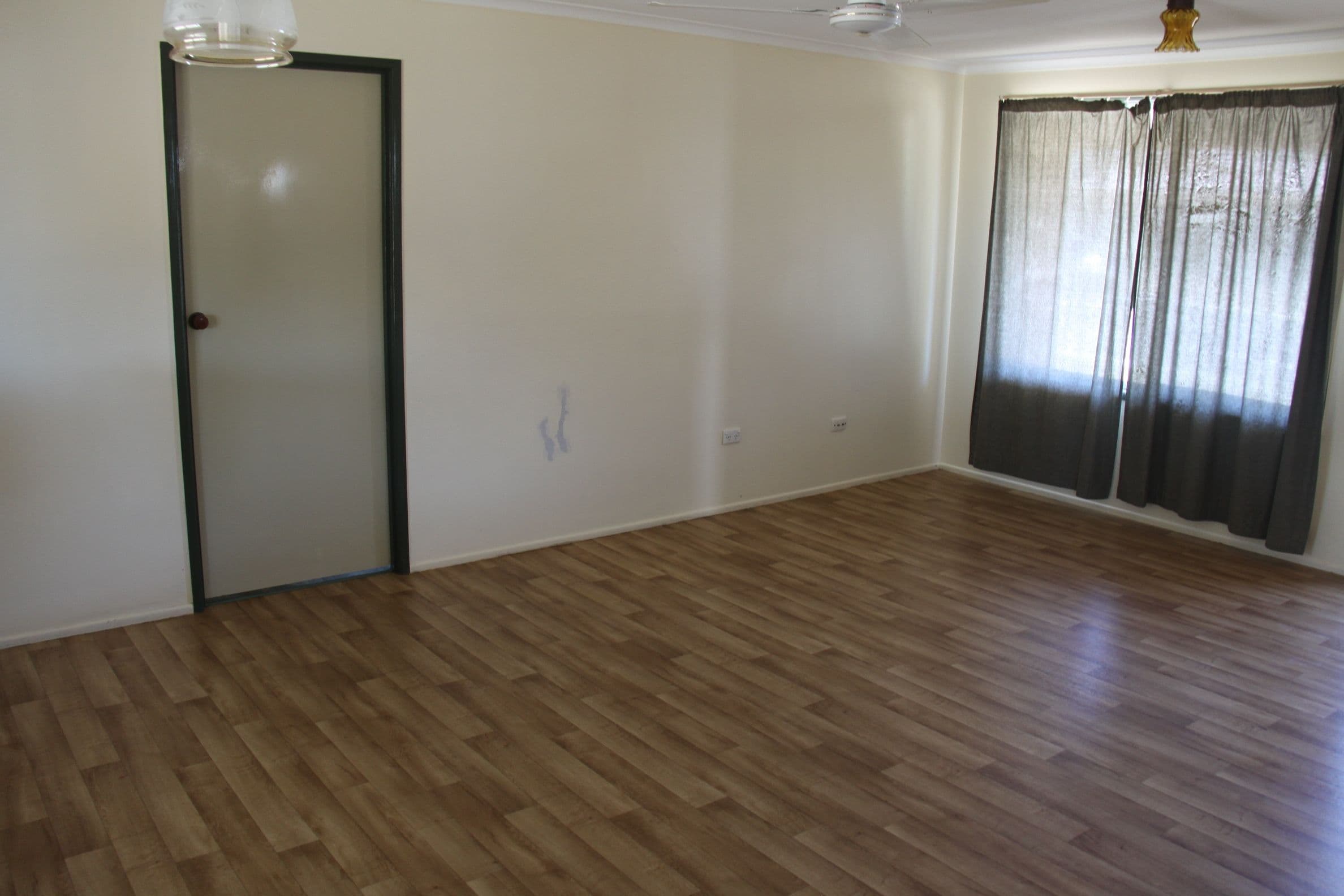 29 Cremorne Drive, Tannum Sands QLD 4680, Tannum Sands - Thumbnail 2