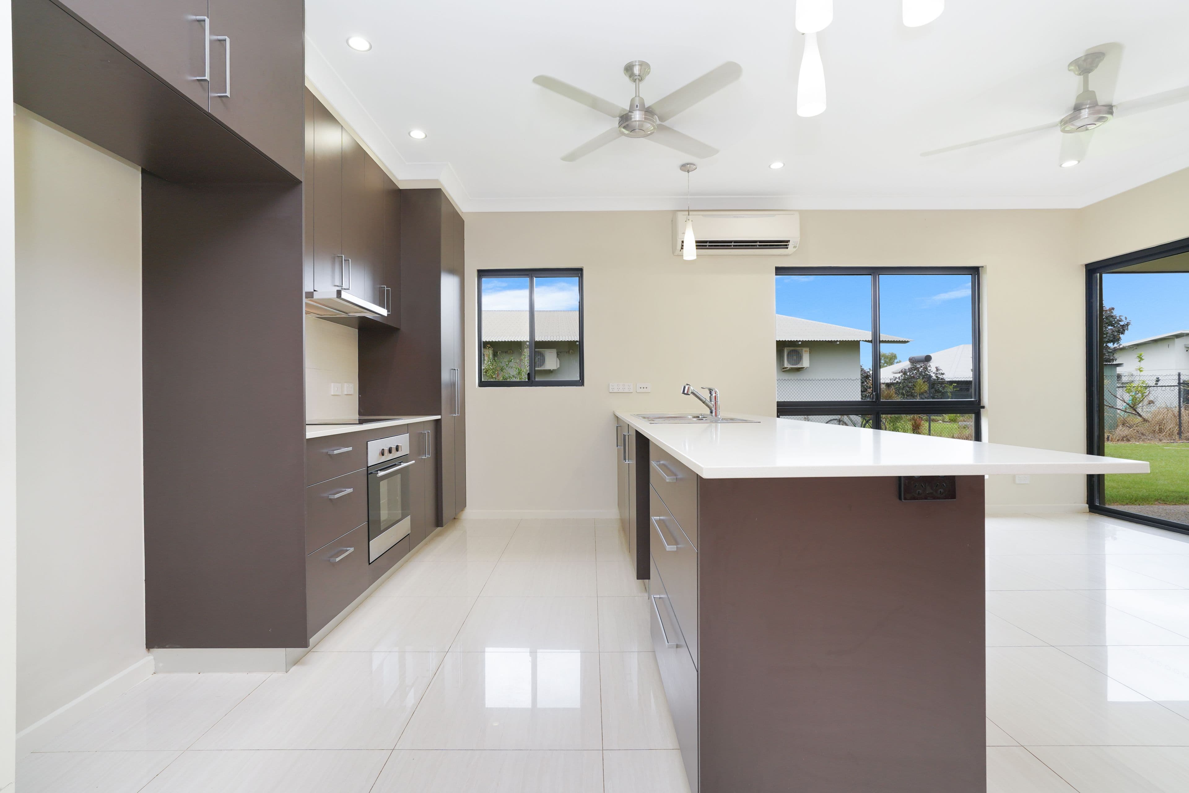 33 Clarke Street, Bellamack NT 0832, Bellamack - Thumbnail 2