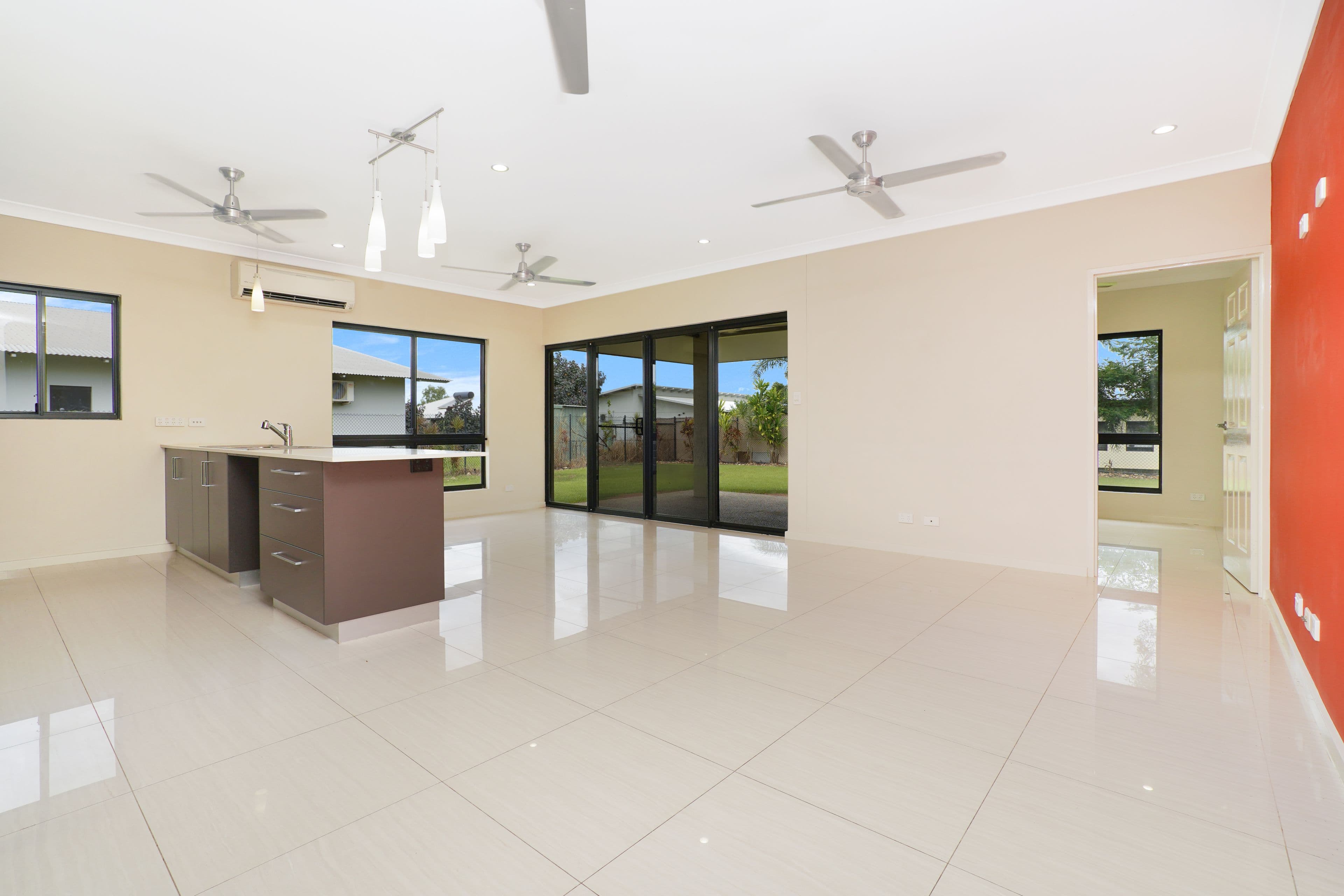 33 Clarke Street, Bellamack NT 0832, Bellamack - Thumbnail 4