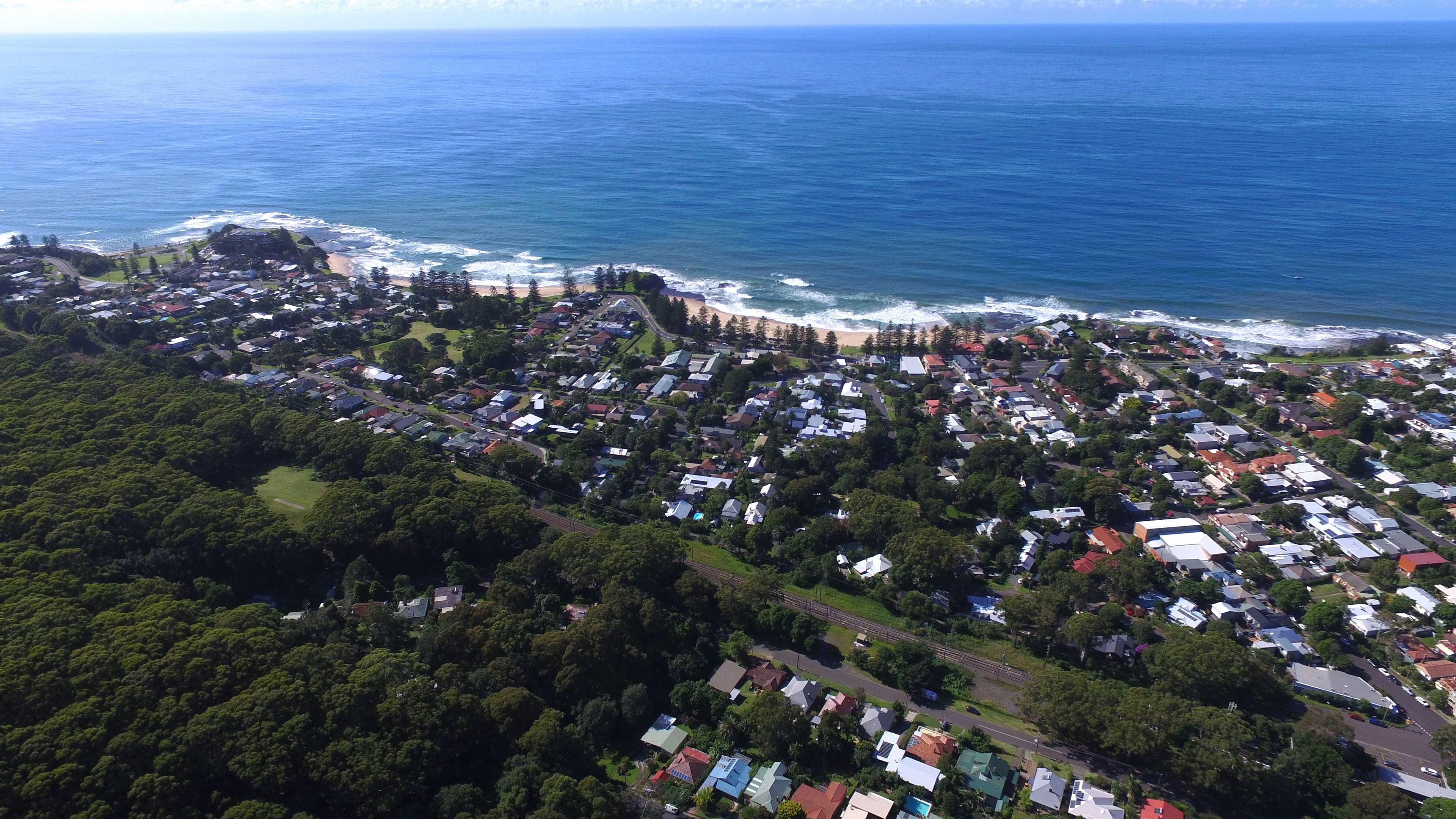 39 Asquith Street, Austinmer - Thumbnail 3