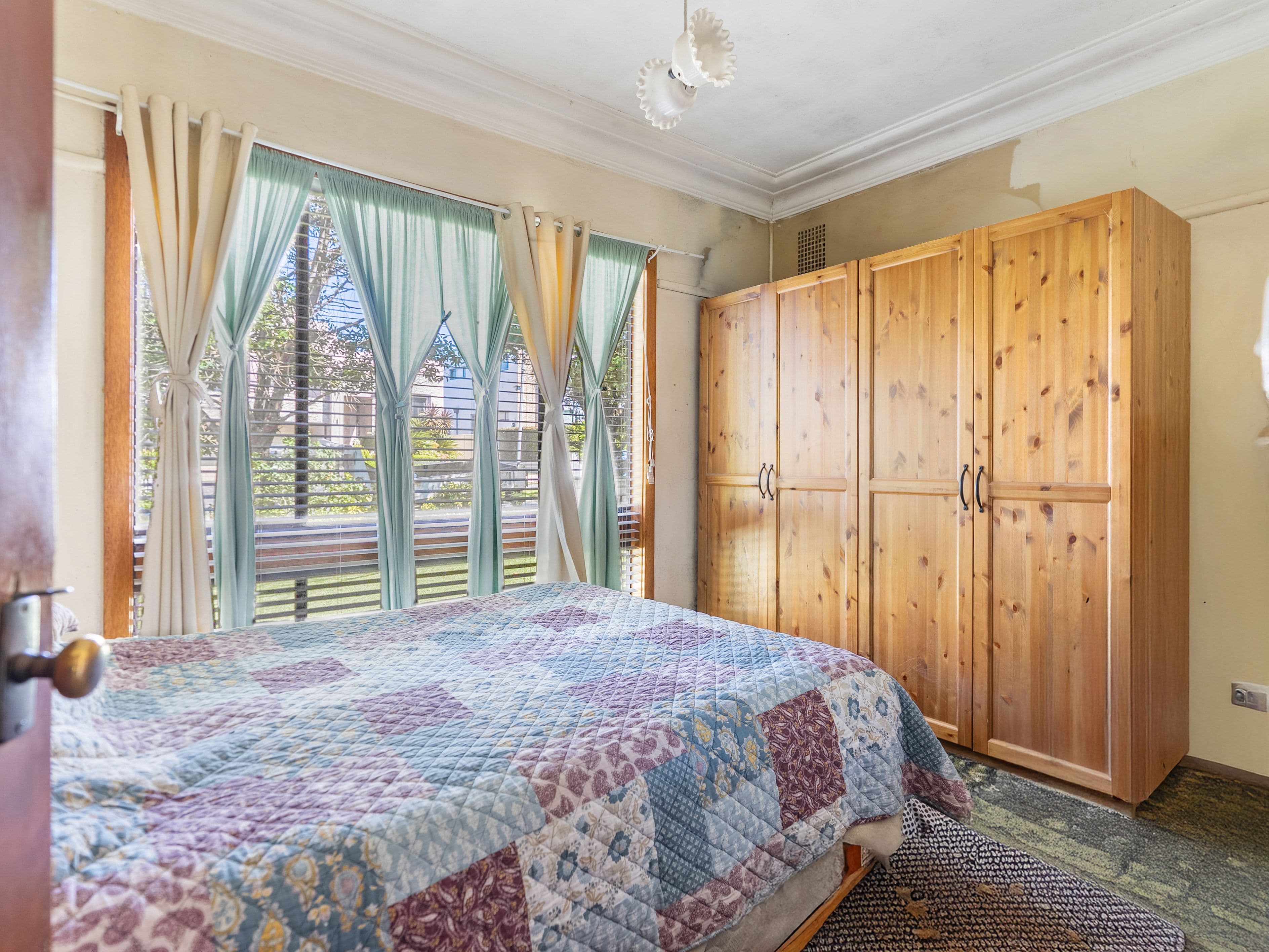 36 Lawrence Street, Peakhurst NSW 2210, Peakhurst - Thumbnail 5