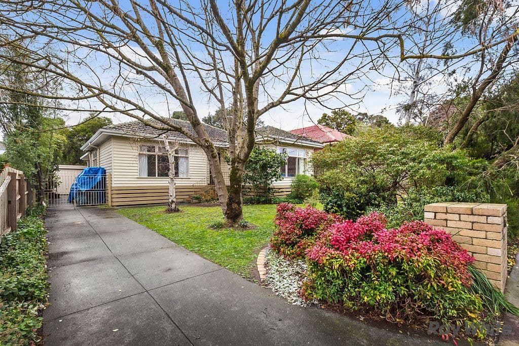 7 Halsey Street, Box Hill South VIC 3128, Box Hill South - Image 1